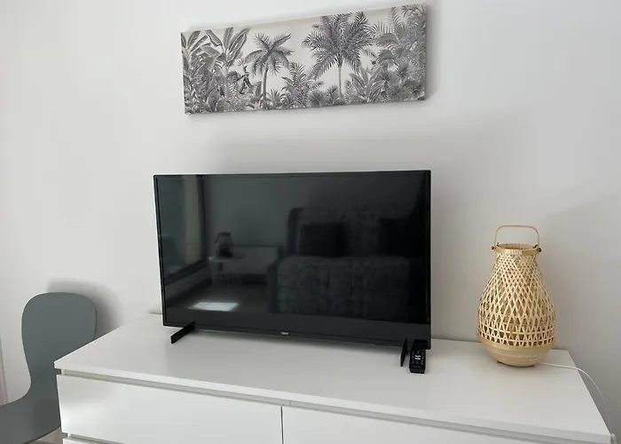 Lejlighed En Hypercentre Refait A Neuf En 2023 Avec Belle Terrasse!