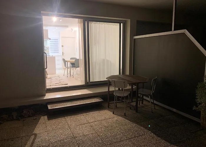 En Hypercentre Refait A Neuf En 2023 Avec Belle Terrasse!